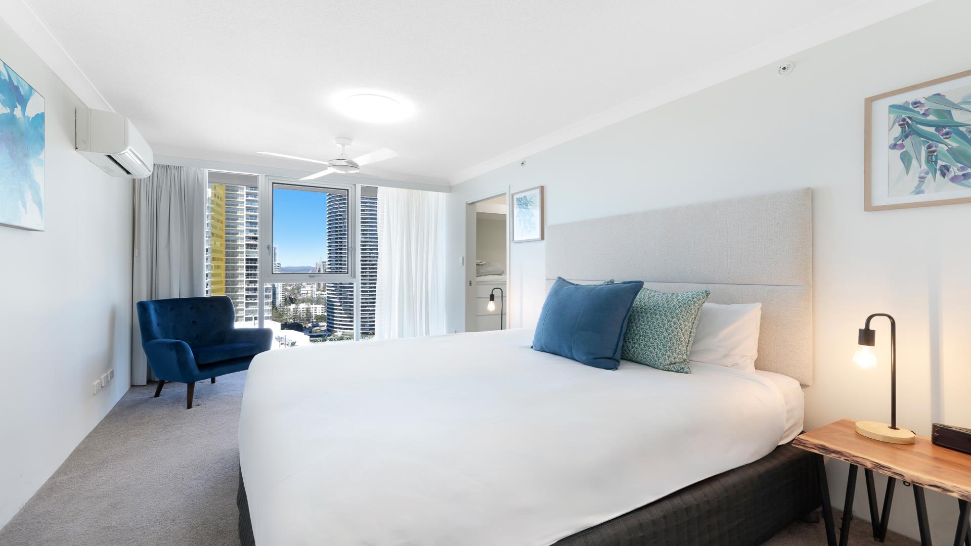 One Bedroom Ocean View Apartment